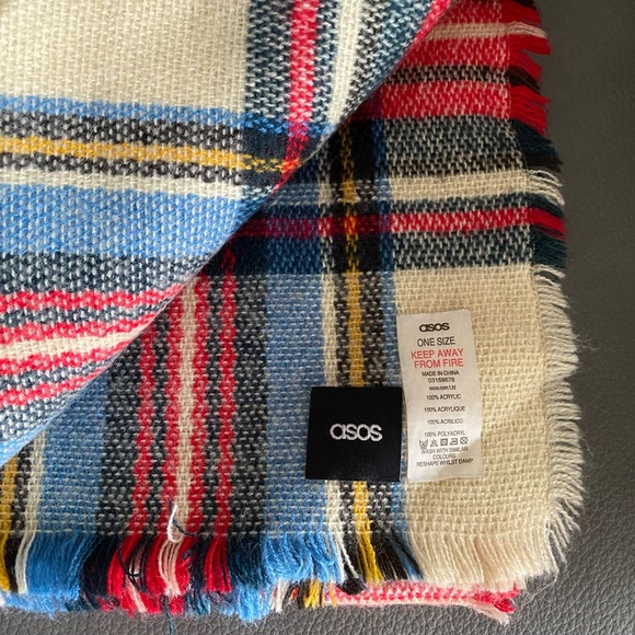 ASOS Plaid Oversized Scarf / Blanket Scarf - Picture 1 of 5